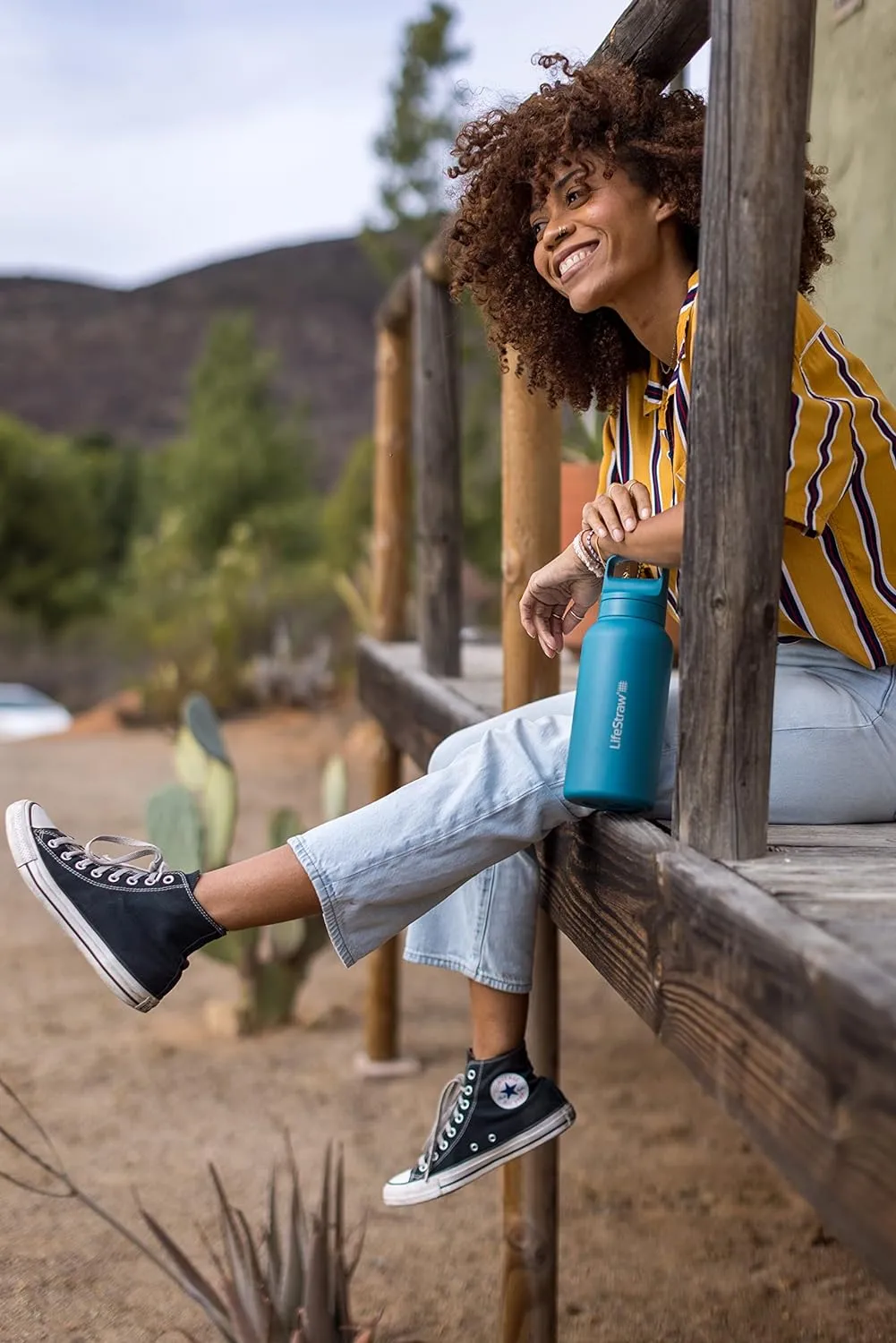 LifeStraw Go Series  Insulated Stainless Steel Water Filter Bottle for Travel and Everyday Use Removes Bacteria, Parasites and Microplastics, Improves Taste, 1L Icelandic Blue