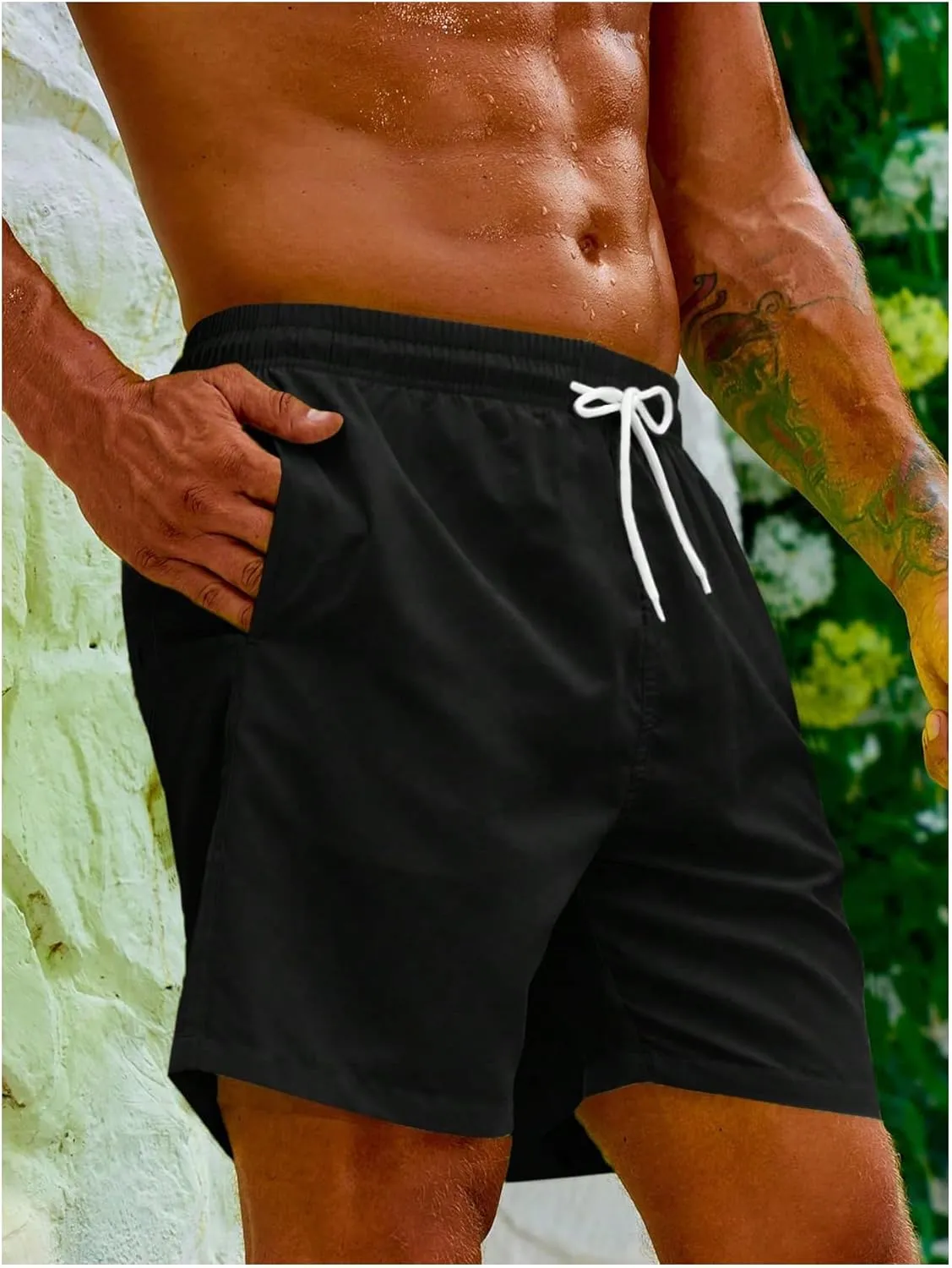 SweatyRocks Men's Drawstring Waist Swim Trunks Solid Bathing Suits Shorts with Pockets